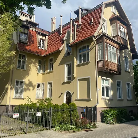 Dr - Parkowa 索波特